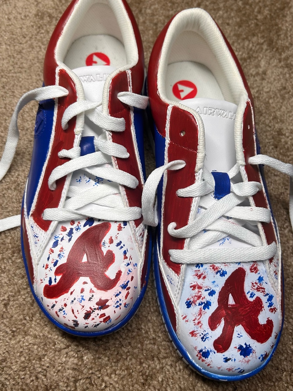 Atlanta Braves Red, White & Blue Athletic Sneakers 9 Unisex!